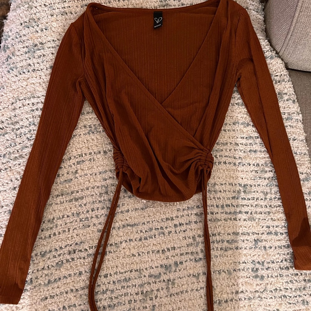 Windsor Scrunch Long Sleeve Top